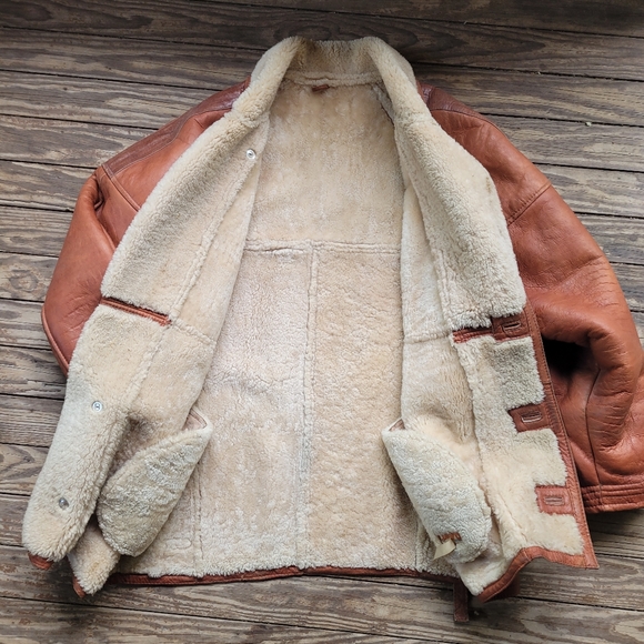 Vintage Leather Shearling Jacket - Picture 2 of 9